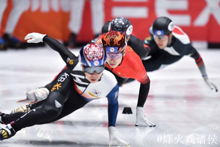 短道世巡赛-中国队头名晋级男子5000米接力半决赛